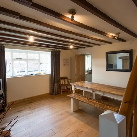 Stay In Westow Room photo